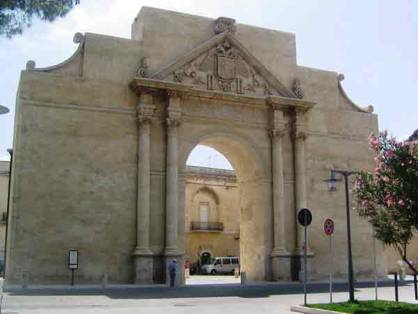 Lecce Porta Napoli
