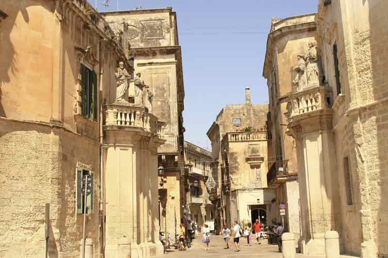 Lecce per le strade